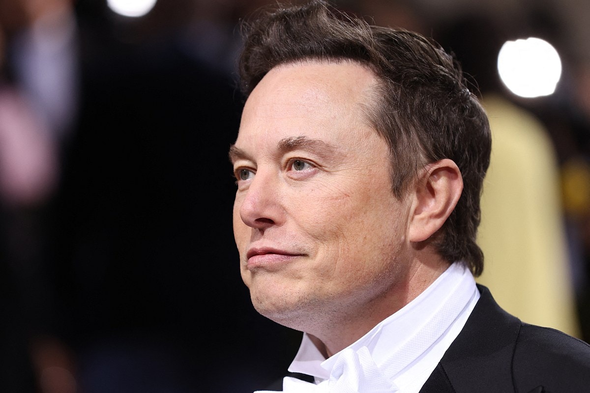 Elon Musk Invite People to Twitter for Finding Date Like Bumble Tinder Apps Said Meet Like Old School
